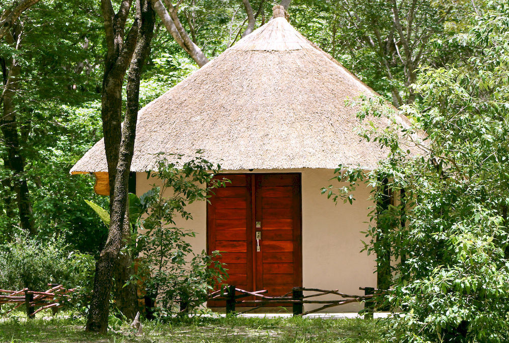 Gwango Heritage Resort Dete Exterior photo